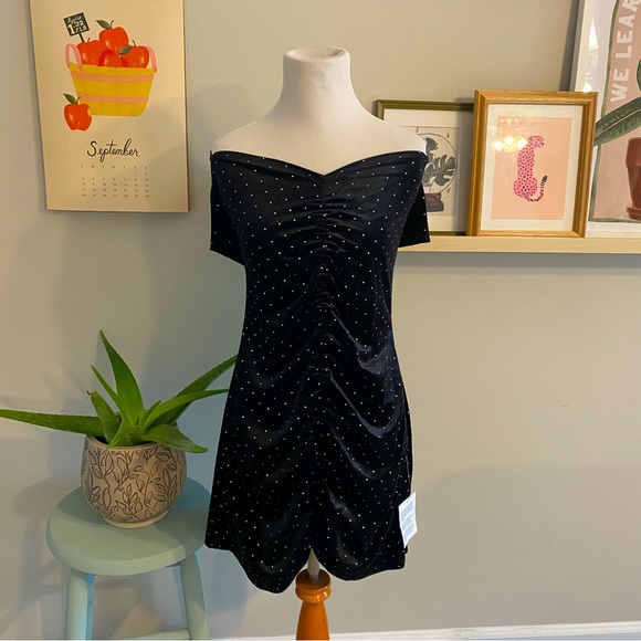 Asos Sweetheart Neckline Studded Black Velvet Bodycon Dress - Picture 2 of 3